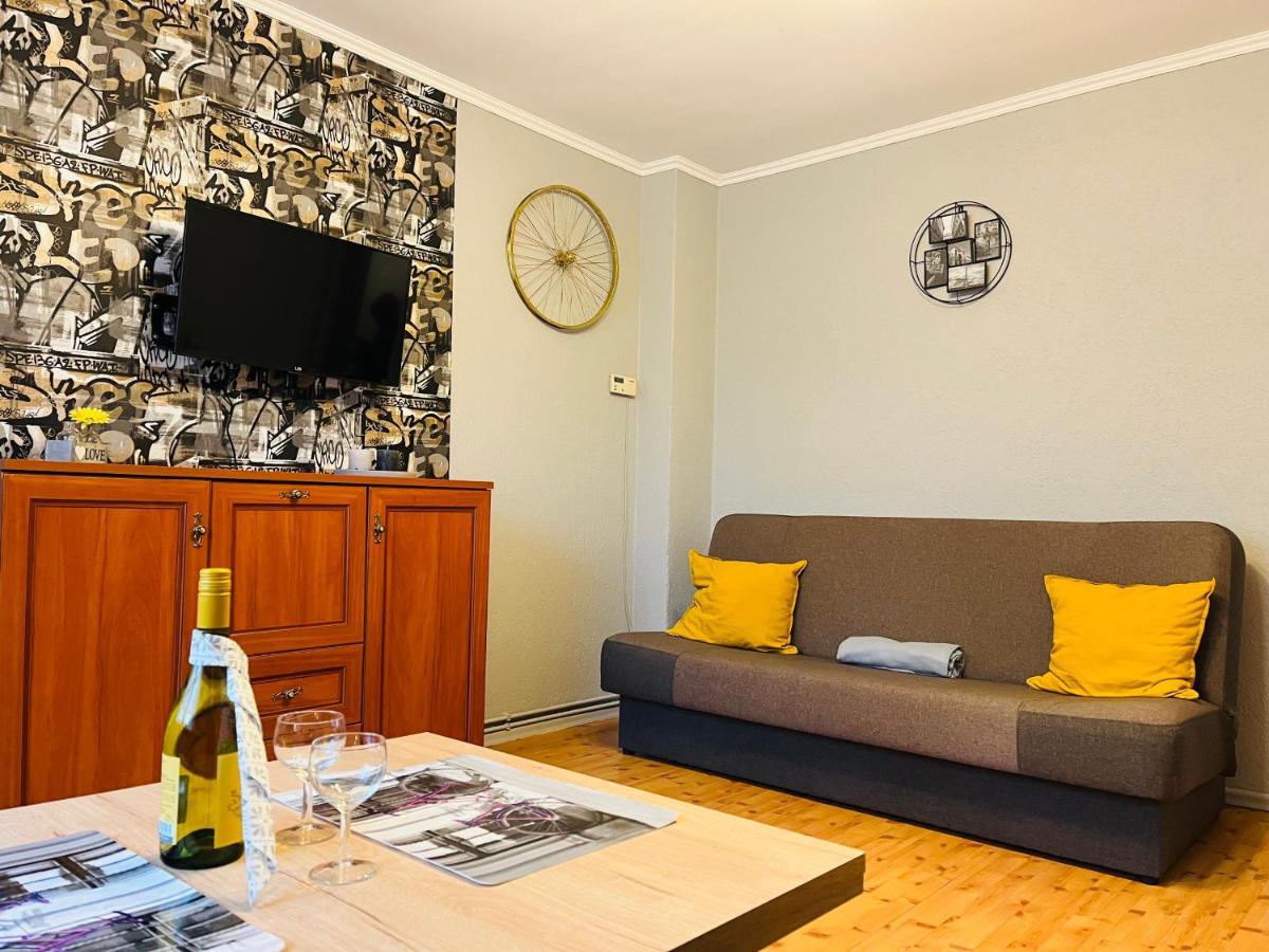 Apartament Rowerlovy Apartment Wałbrzych Exterior foto